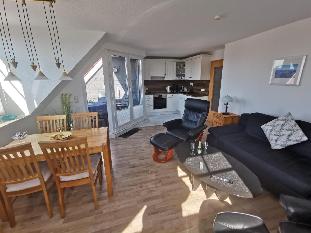 Ferienwohnung Yachthus Carolinensiel Exterior foto
