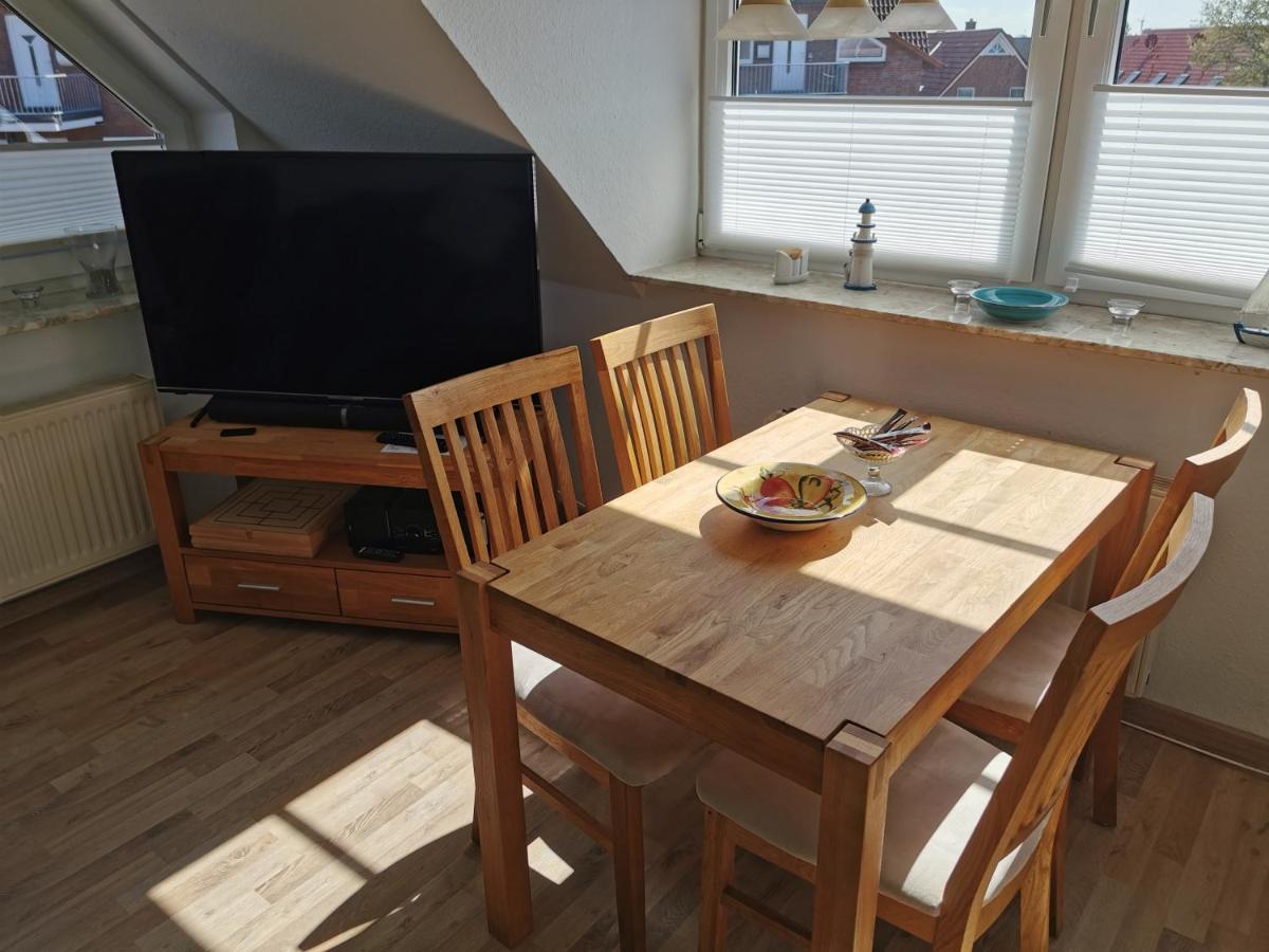 Ferienwohnung Yachthus Carolinensiel Exterior foto