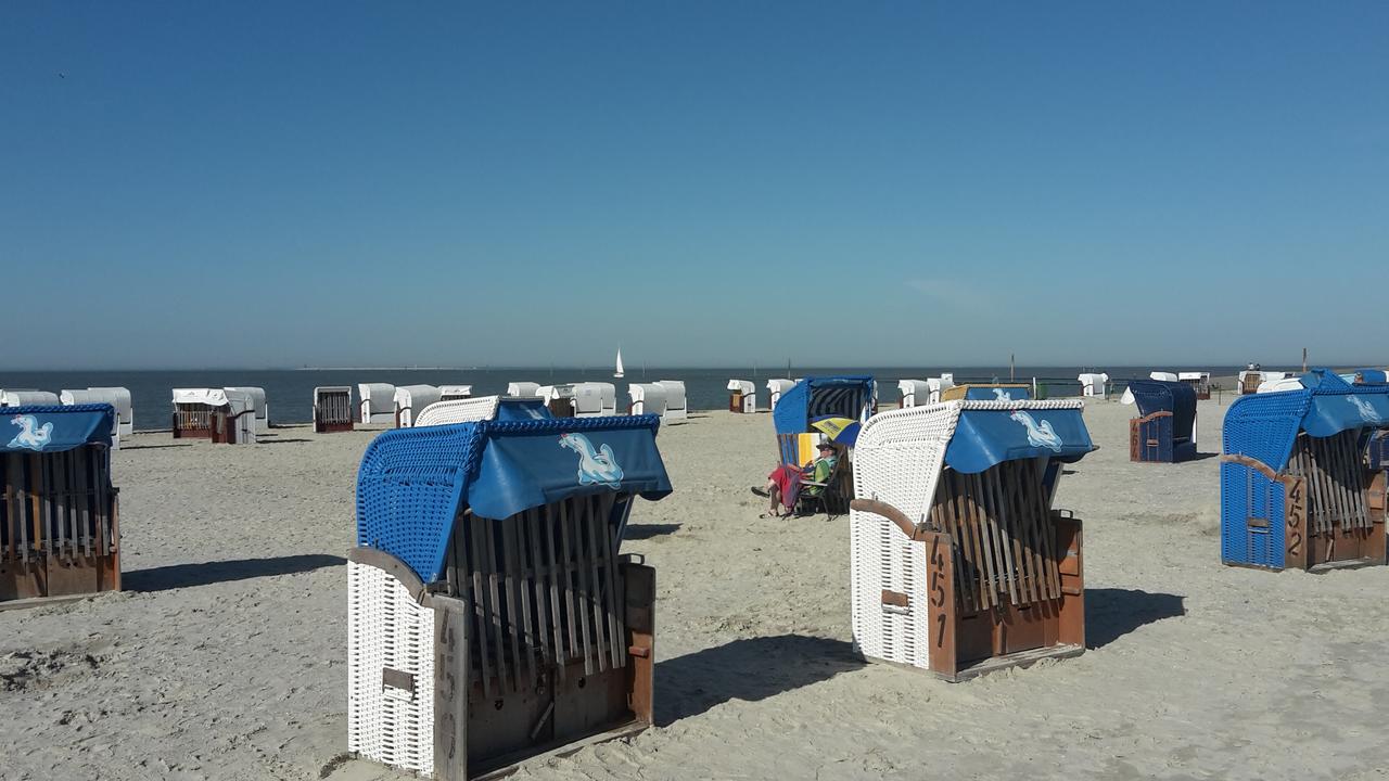 Ferienwohnung Yachthus Carolinensiel Exterior foto
